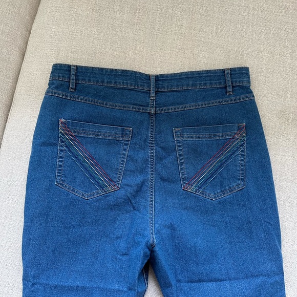 High waisted bell bottom pants, super stretchy and comfy - Picture 2 of 3